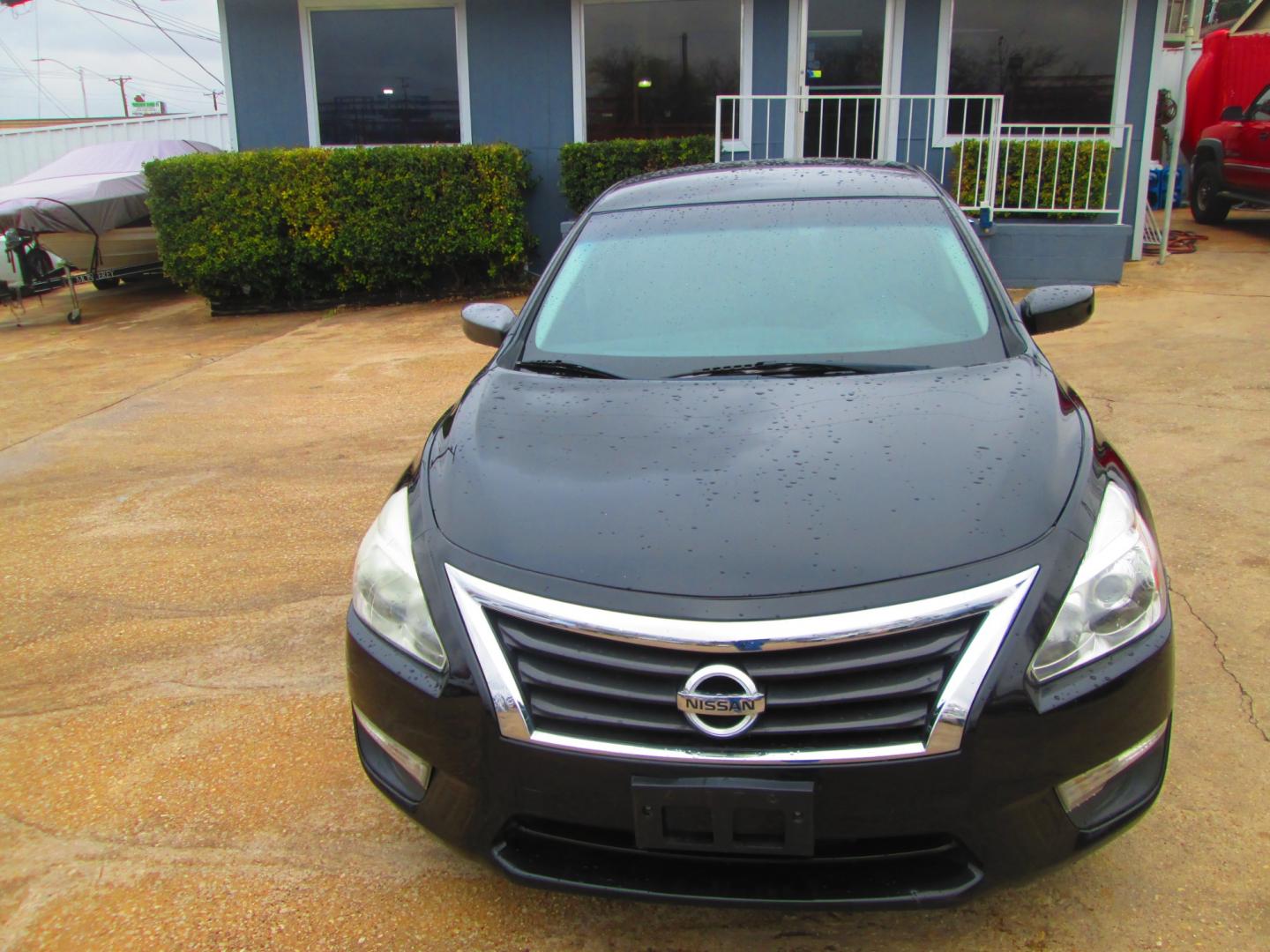 2015 BLACK /BLACK Nissan Altima 2.5 S (1N4AL3AP2FC) with an 2.5L L4 DOHC 16V engine, Continuously Variable Transmission transmission, located at 1815 NE 28th St., Fort Worth, TX, 76106, (817) 625-6251, 32.795582, -97.333069 - Photo#1